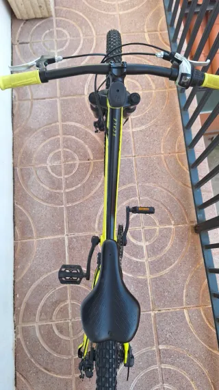 Bicicleta SCOOT MTB 24 pollici