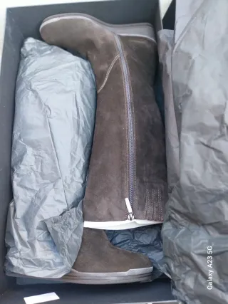 Stivali donna in camoscio marrone