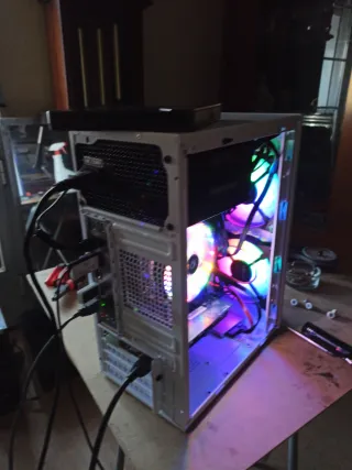 Ordenador Gamer RGB Blanco