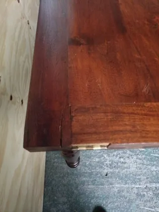 Mesa de comedor extensible de madera