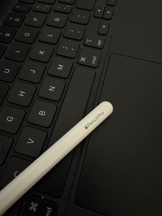 iPad Air 11 M2 + Magic Keyboard + Pencil Pro