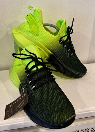 Zapatillas KGG Negras y Verdes/Amarillas