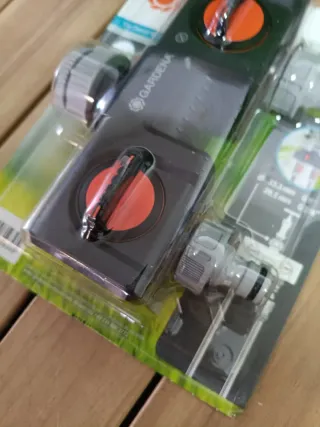 Gardena Distribuidor 2 Vías Negro/Naranja