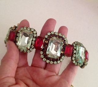 Collana Fatta a Mano Resine Verdi e Rosse Oro