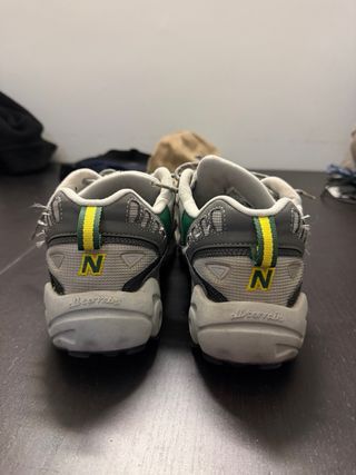 New Balance Talla 43 Gris/Verde