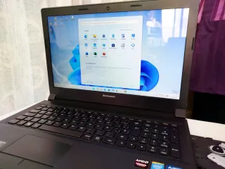 Lenovo Intel Core i5, schermo da 15,6 pollici