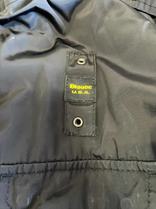 Cazadora Blauer Negra con Capucha