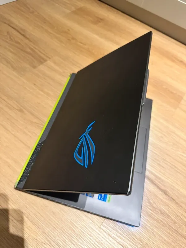 ASUS ROG Strix G16