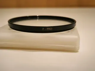 Filtro B+W 77mm UV-Haze MRC F-Pro