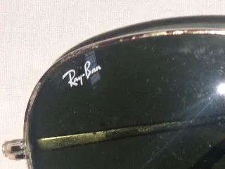 Occhiali Ray-Ban a goccia oro