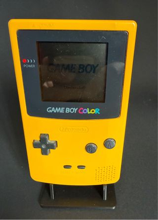 Nintendo Game Boy Color Amarilla + Juego