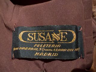 Abrigo de piel marrón