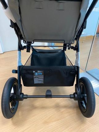Kinderkraft MOOV 2 AIR passeggino 3 in 1 con cestino e seggiolino auto, ruote grandi gonfiabili, Sistema Viaggio con seggiolino auto, fino a 22 kg, Grigio Chiaro