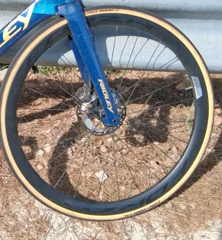 Ruote in carbonio per bici da strada