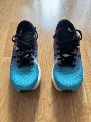 Zapatillas Asics Magic Speed Mujer talla 35.5