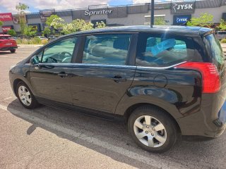 Peugeot 5008 2010