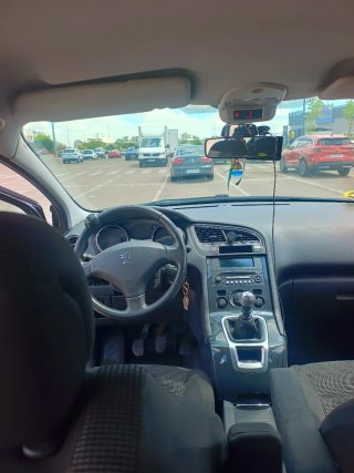 Peugeot 5008 2010