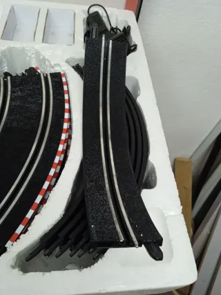 Scalextric Compact Loopinator