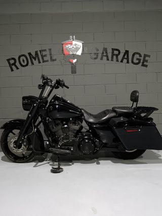 Harley Davidson Road King CVO