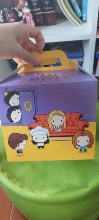 Figura Mónica Friends McDonald's Selada