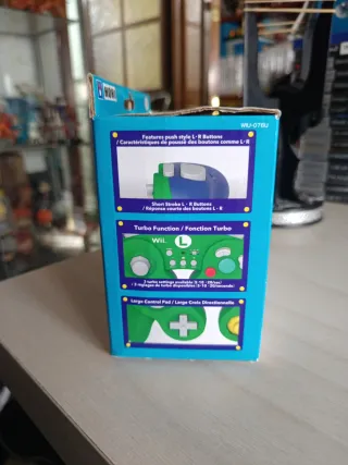 Mando Hori Battle Pad Luigi Super Mario Wii U