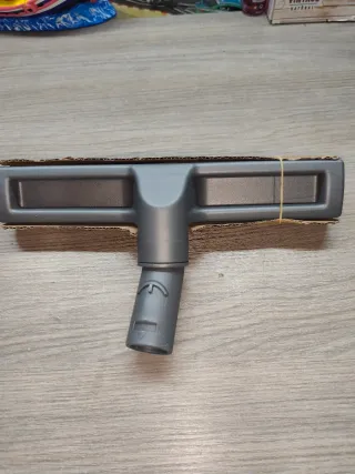 Bocchetta Dyson V7 per pavimenti duri e parquet