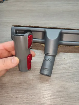 Bocchetta Dyson V7 per pavimenti duri e parquet