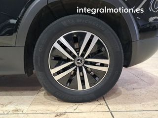 Mercedes GLB 180 d 5d