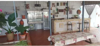 Parcela recreativa en Bonares con piscina