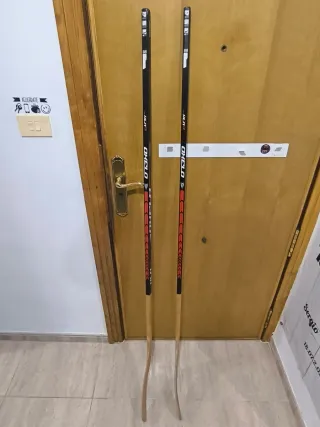 2 Palos de Hockey OHELO