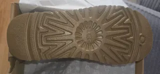 Botas UGG Beige Talla [Talla]39