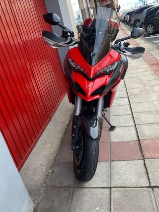 Ducati Multistrada 1200 S 2016 Roja