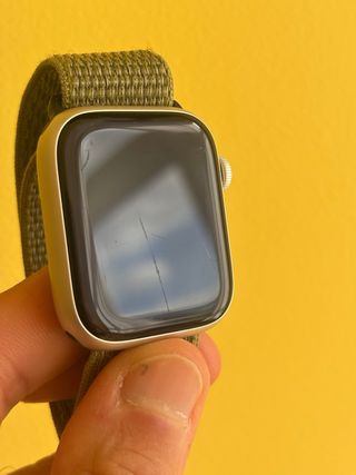 Apple Watch Series 8 45mm + 2 cinturini