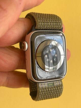 Apple Watch Series 8 45mm + 2 cinturini