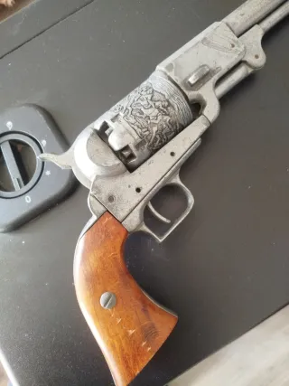 Réplica antigua de juguete