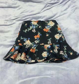 Falda corta estampada floral