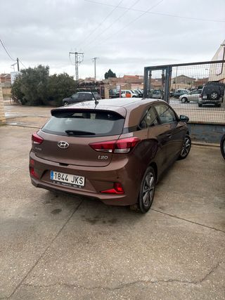 Hyundai i20 2015