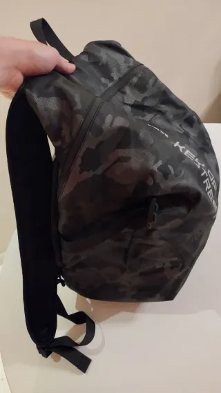 Mochila casco moto impermeable 3 bolsillos gris