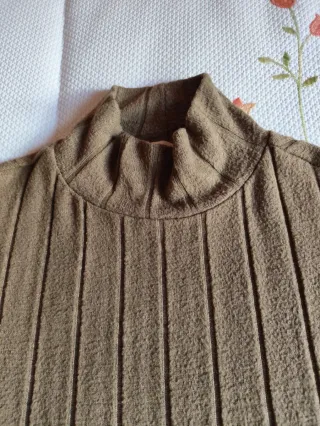 Jersey finito /camiseta de Stradivarius