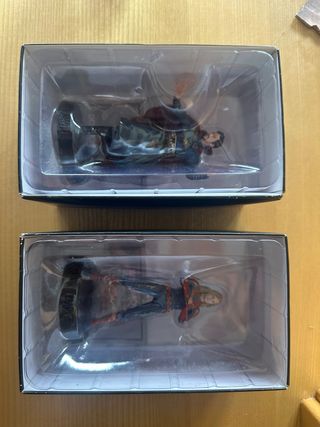 Figuras Dr. Strange y Capitana Marvel