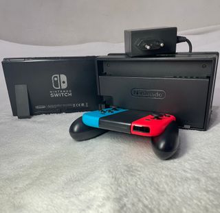 Nintendo Switch Azul y Rojo