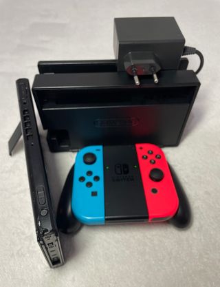 Nintendo Switch Azul y Rojo