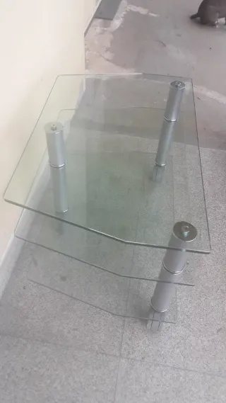 Mesa TV cristal 3 baldas