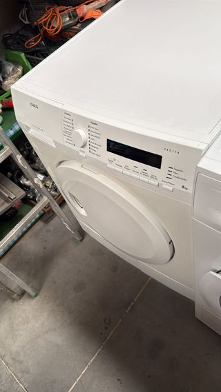 Secadora AEG A+++ 8 kg tara blanco nuevo