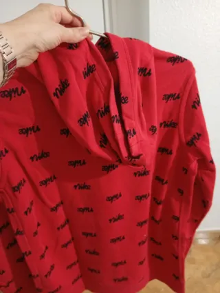 Sudadera Nike niño roja