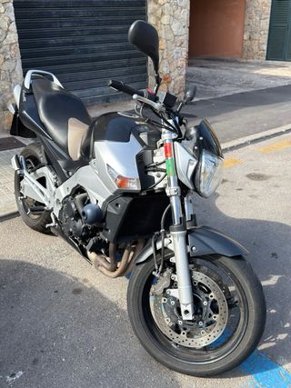 Suzuki GSR 600 Naked