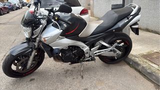 Suzuki GSR 600 Naked