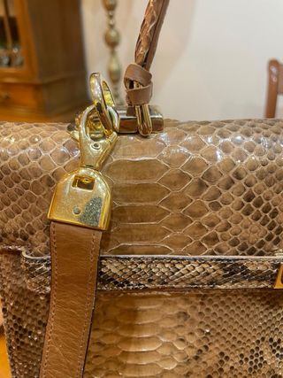 Bolso piel serpiente  modelo Kelly
