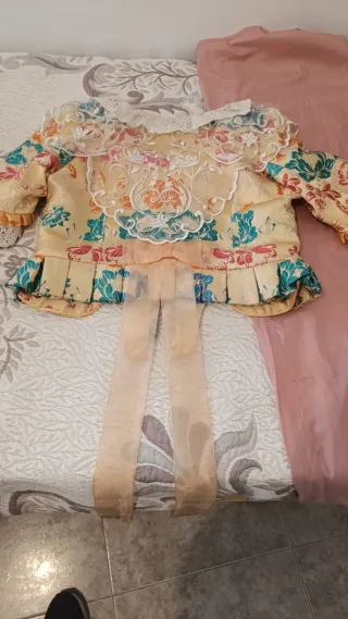 Traje de fallera adulta color vainilla