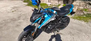 Moto Voge 125R Negra/Azul